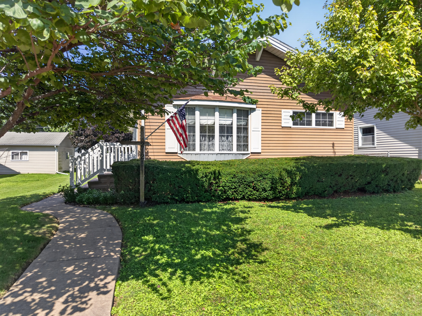 212 Sherman Street