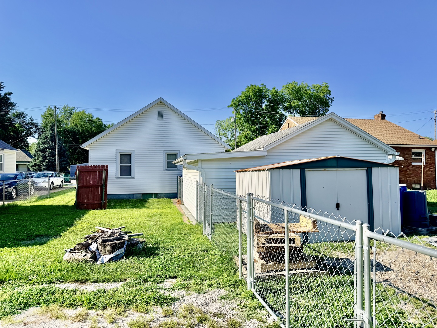 415 E 12th Street