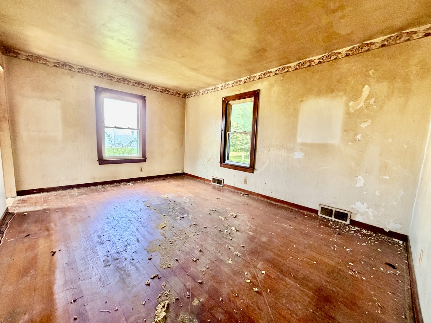 303 E 1st Street