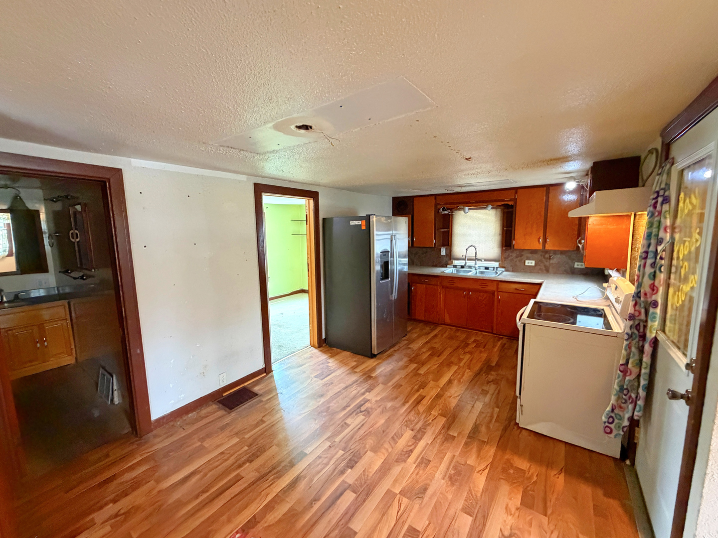 105 E 12th Street