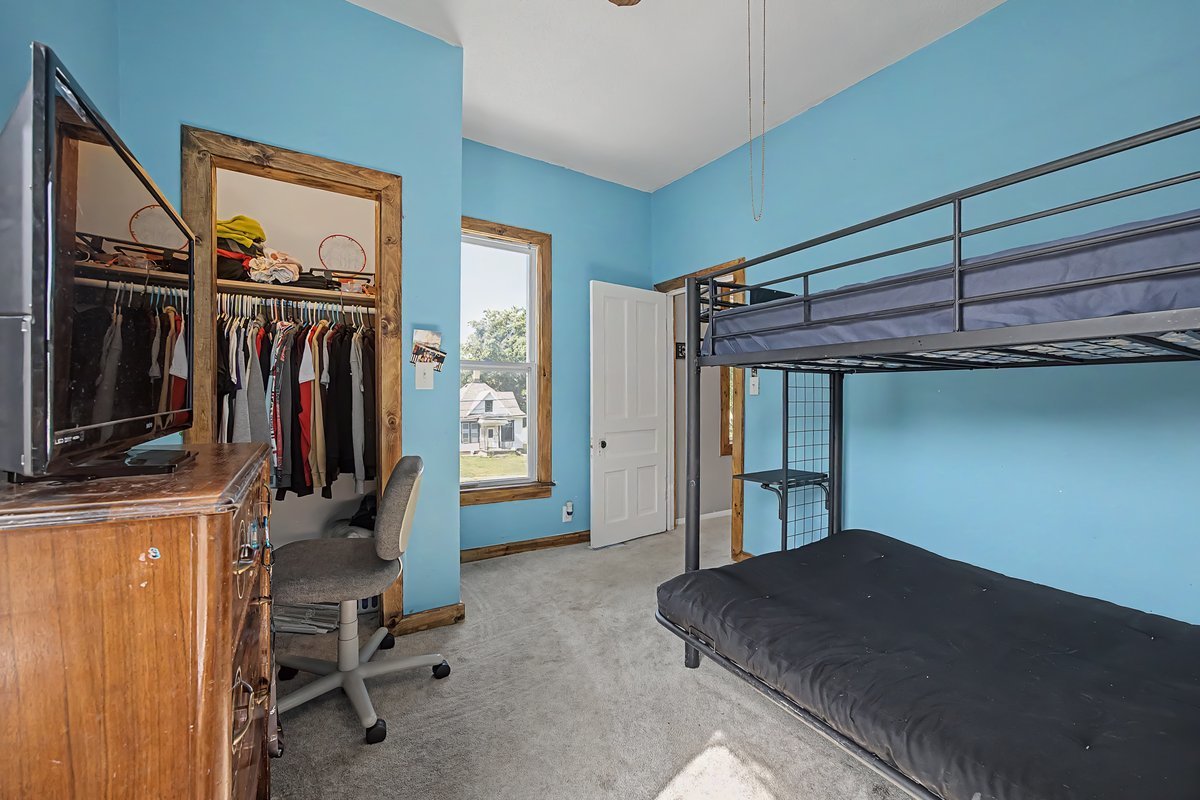 111 7th Street
