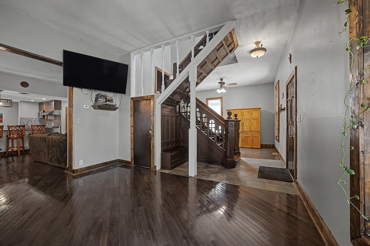111 7th Street