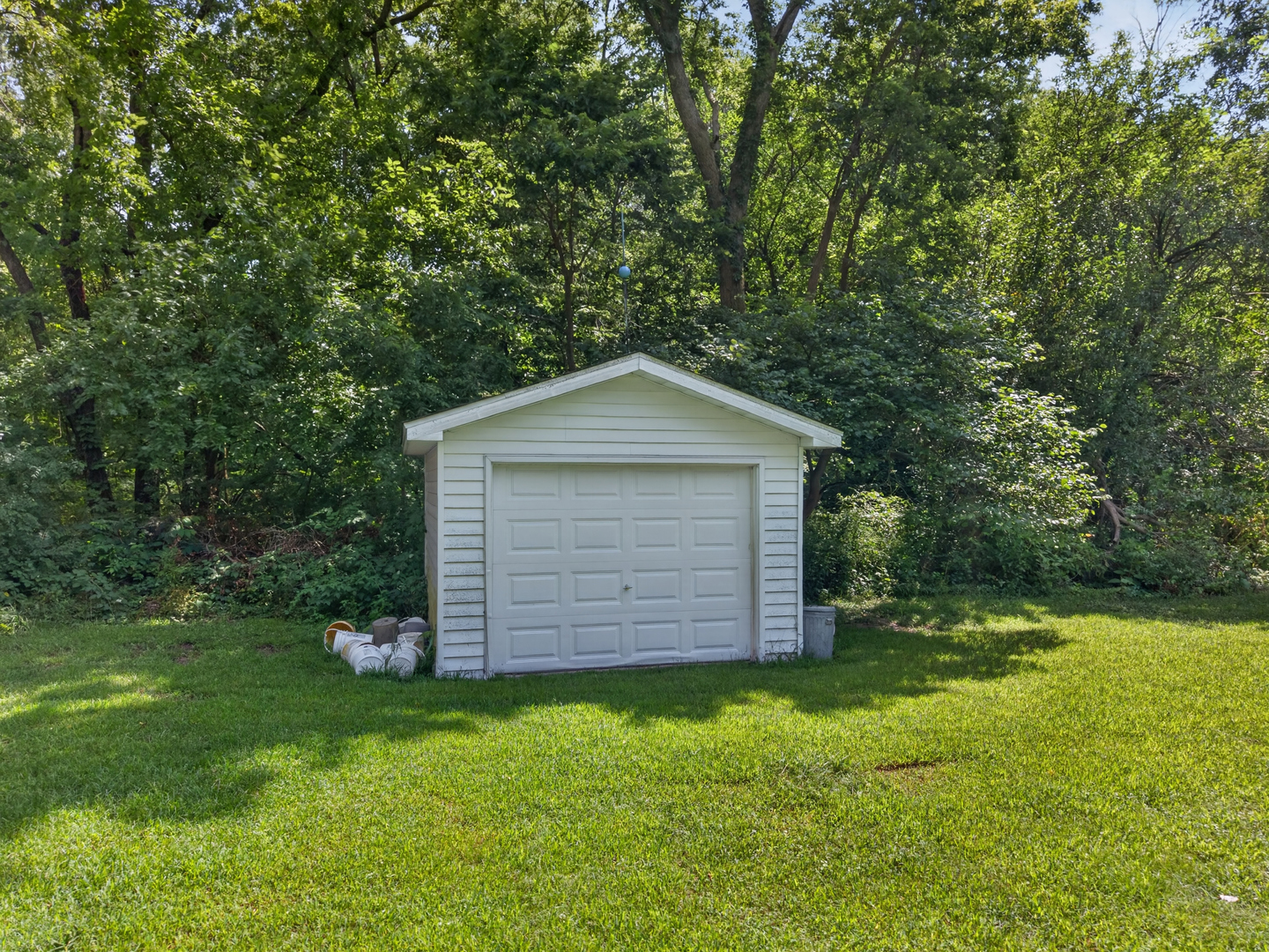 5 N Acres Drive