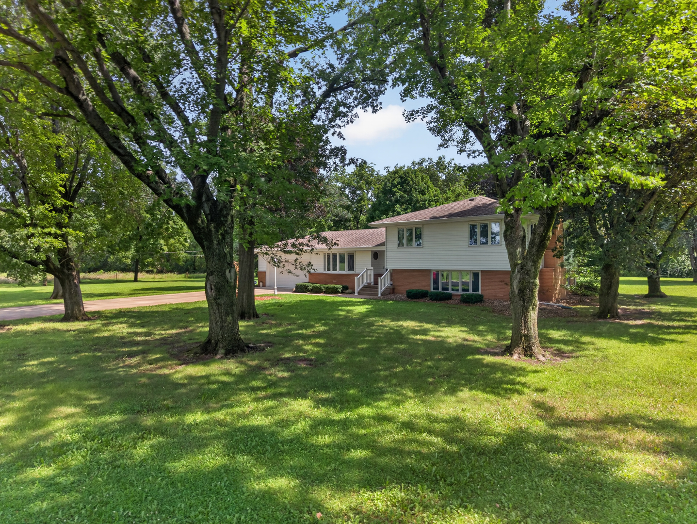 5 N Acres Drive