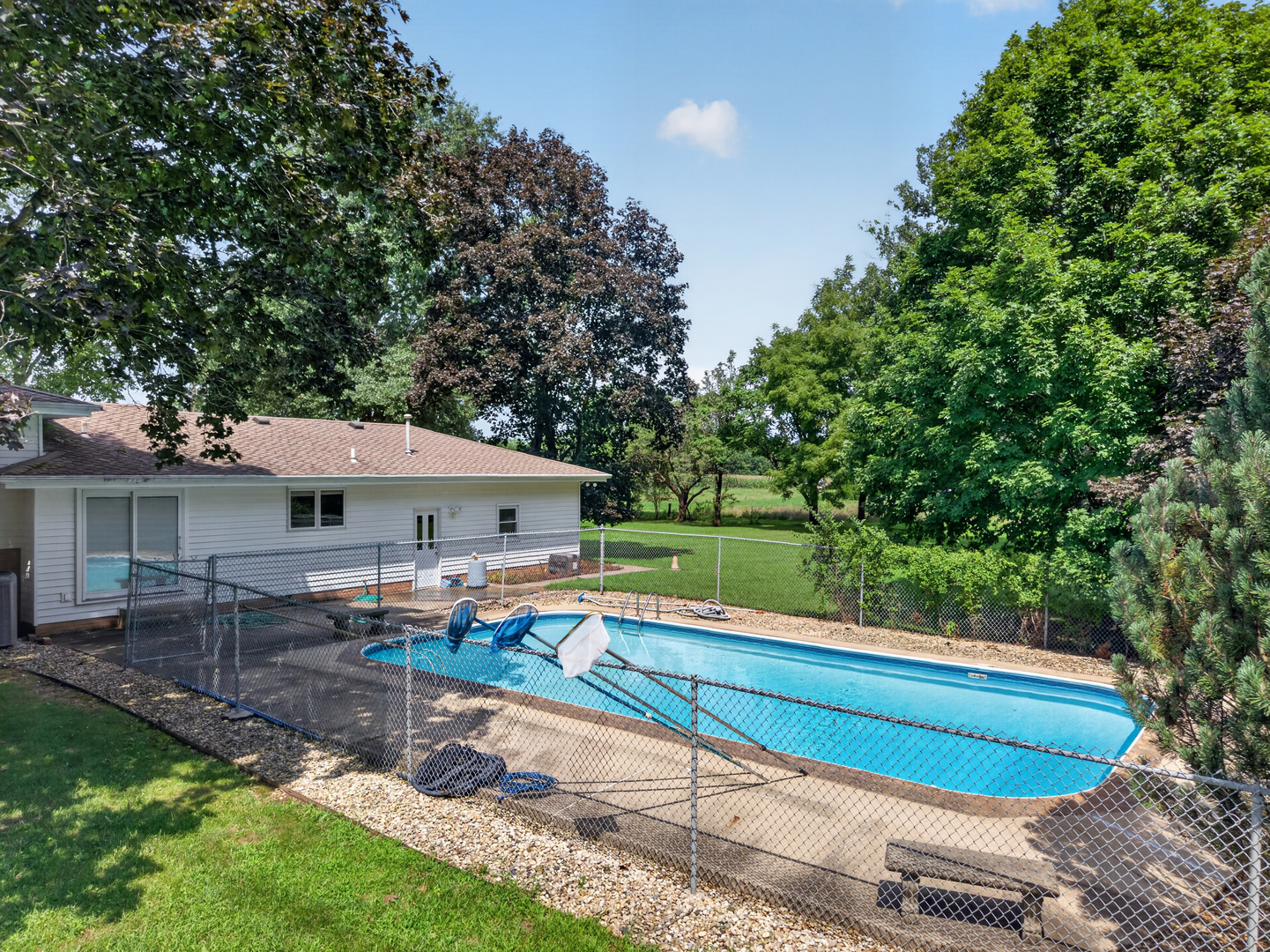 5 N Acres Drive