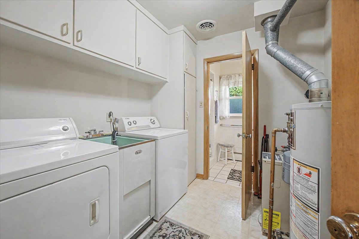 509 Pine Tree Road