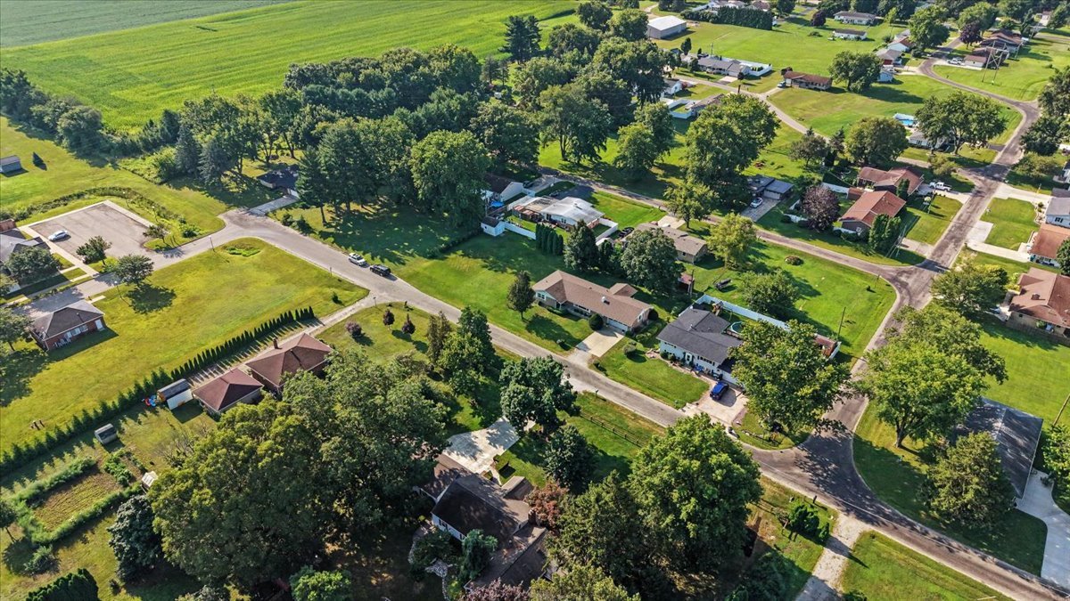 509 Pine Tree Road