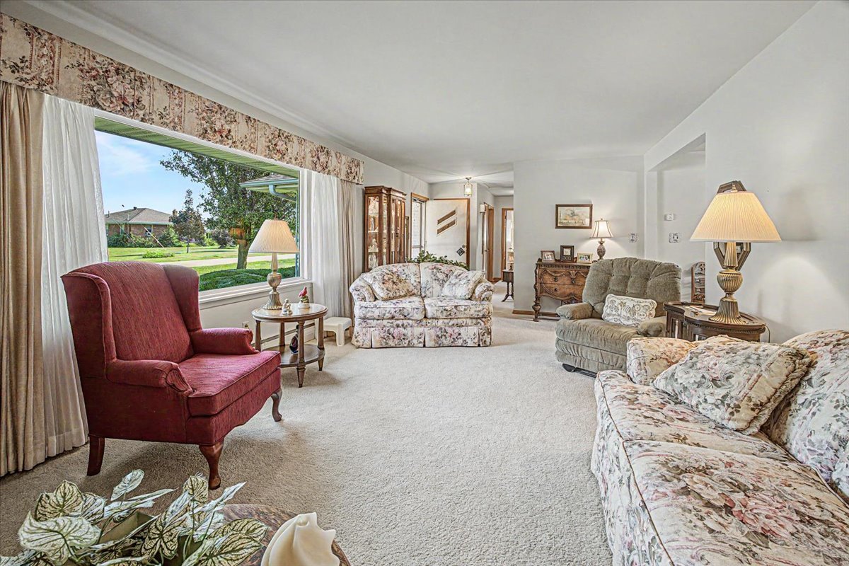 509 Pine Tree Road