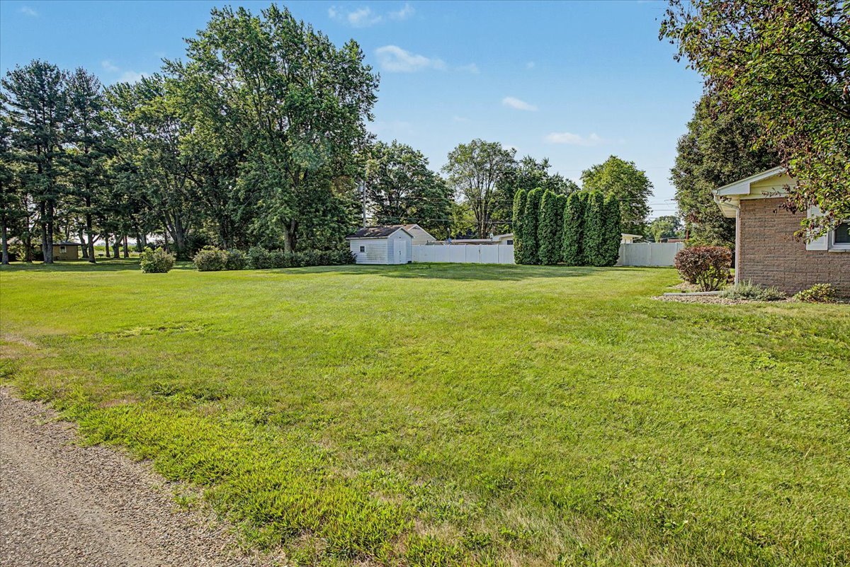 509 Pine Tree Road