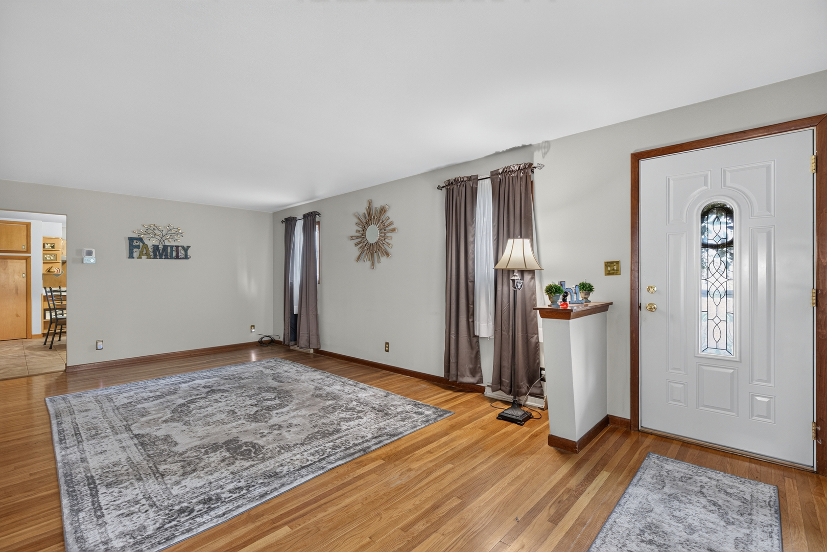 206 W LaRue Street
