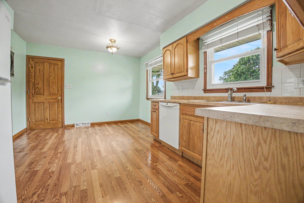 10 Imperial Drive
