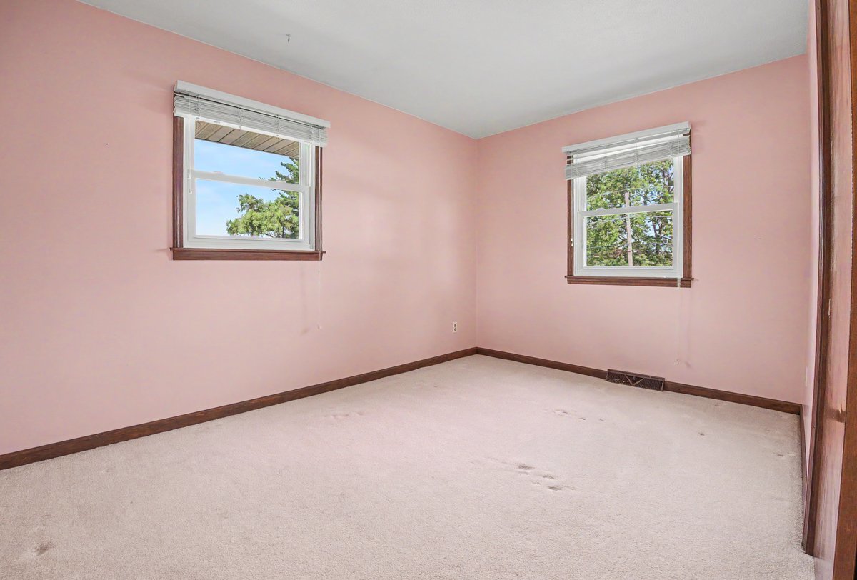 10 Imperial Drive