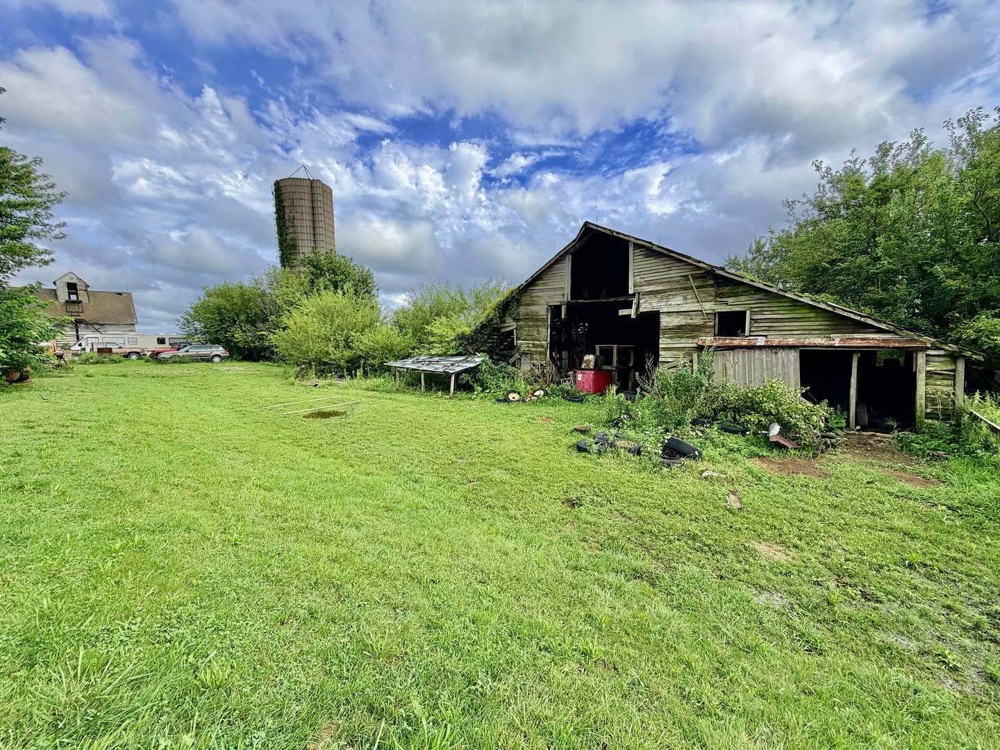 1146 N 2150th Road