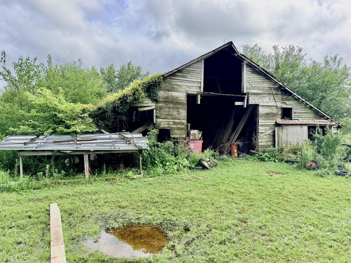 1146 N 2150th Road