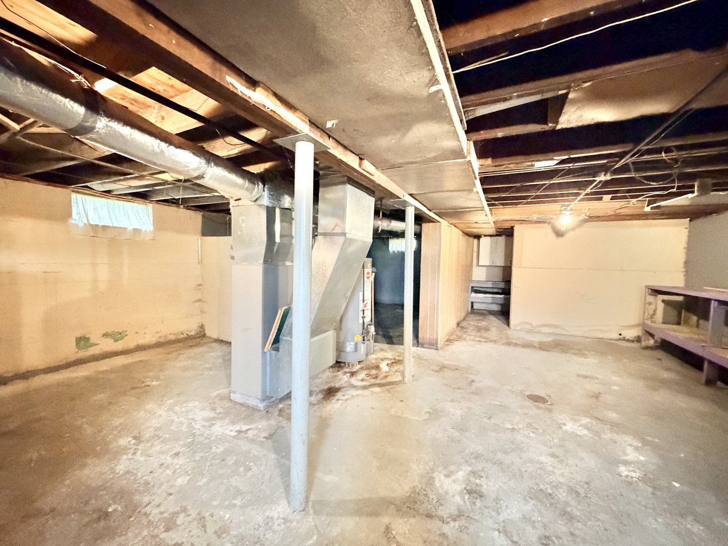800 E 12th Street