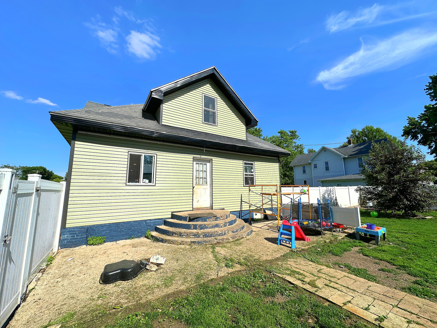 401 S Jackson Street