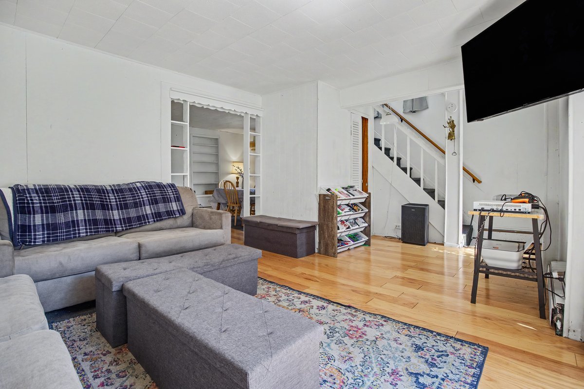106 E Front Street