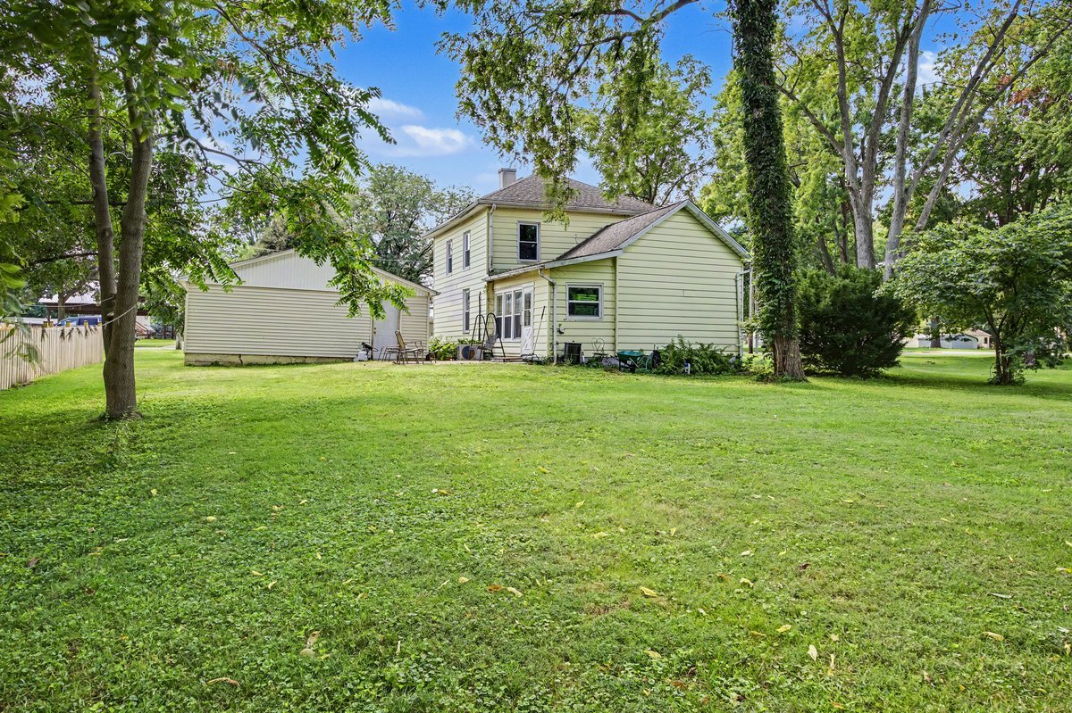 106 E Front Street