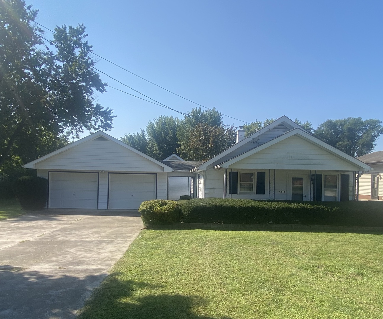 1415 Little Main Street
