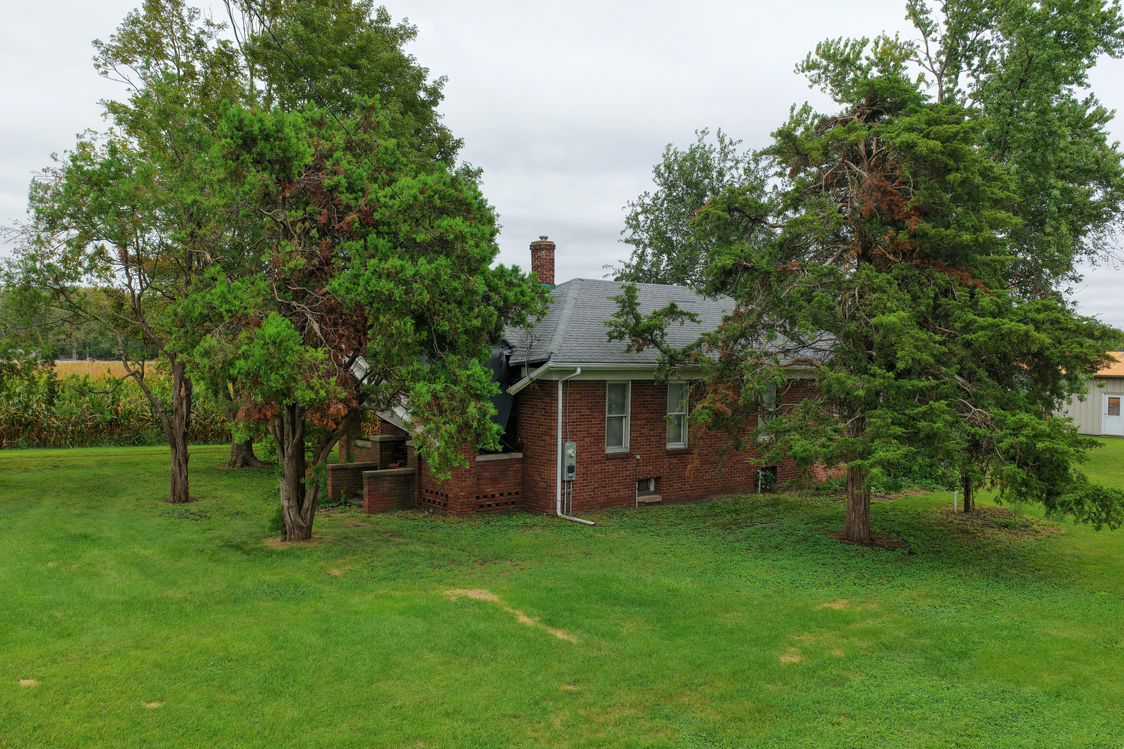 1003 E Livingston Road