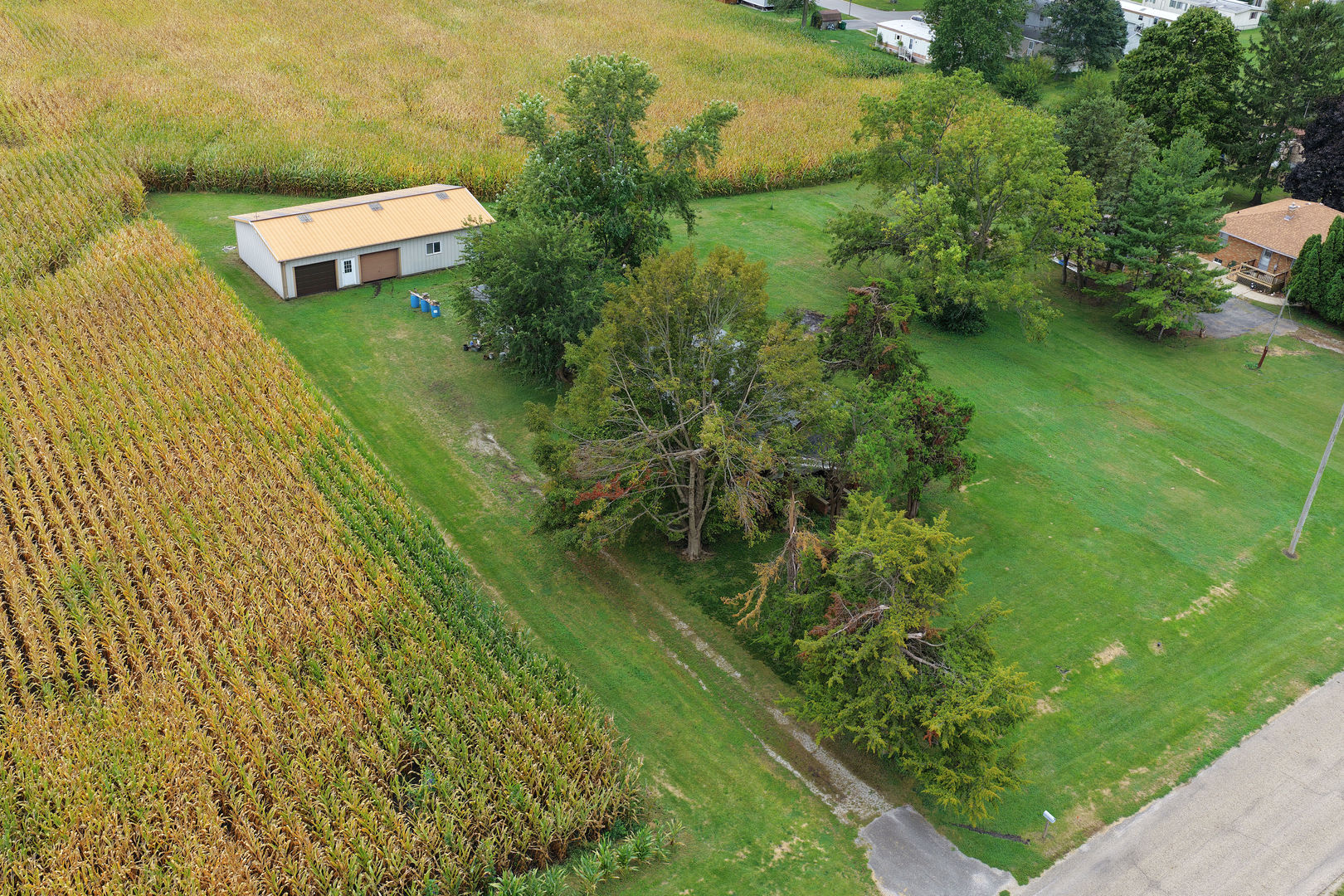 1003 E Livingston Road