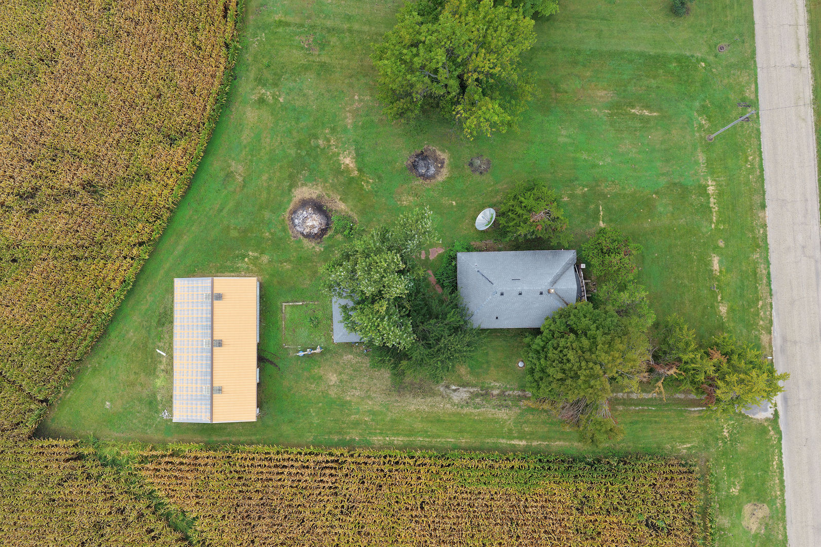 1003 E Livingston Road