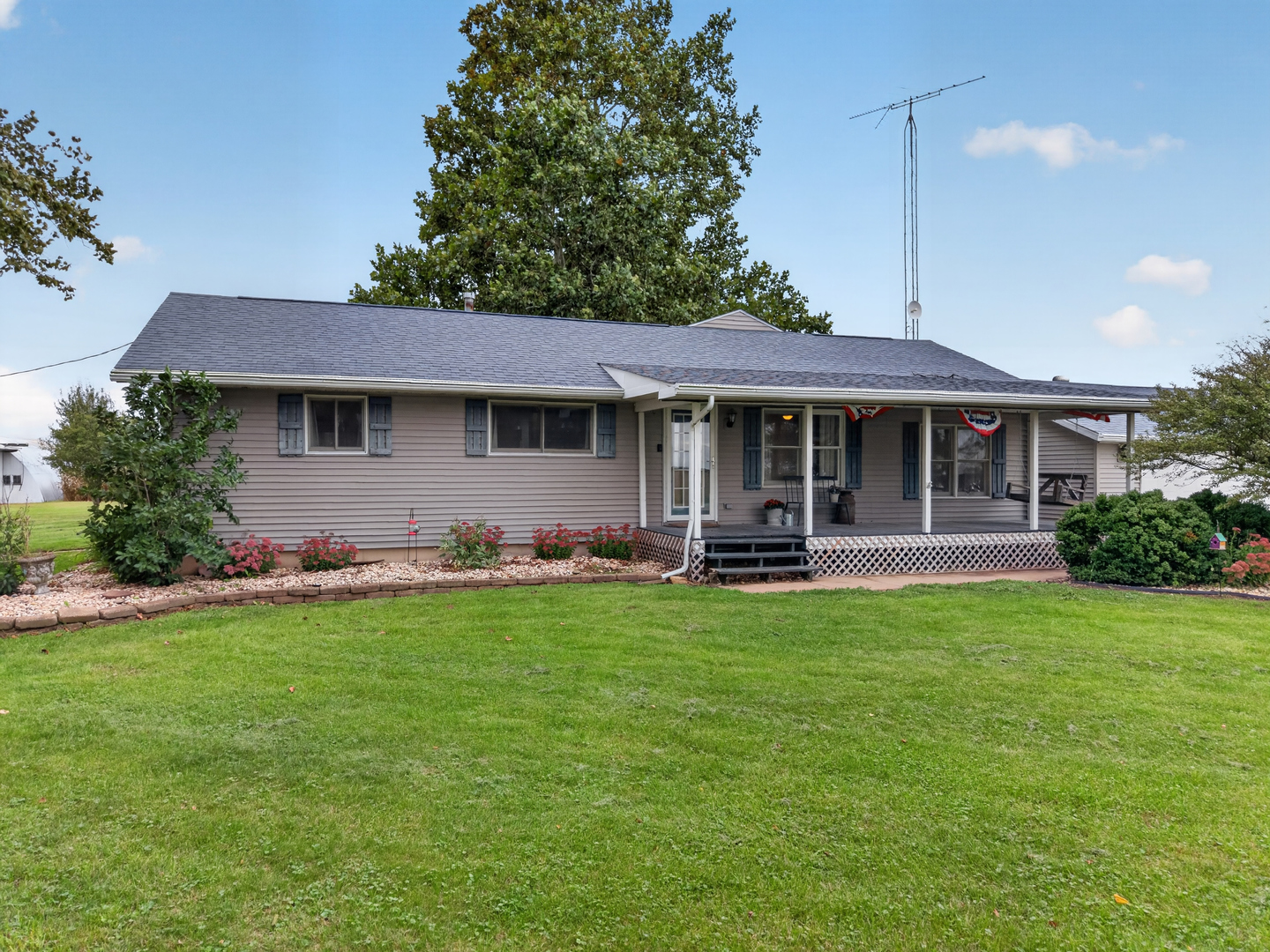 28633 N 200 East Road