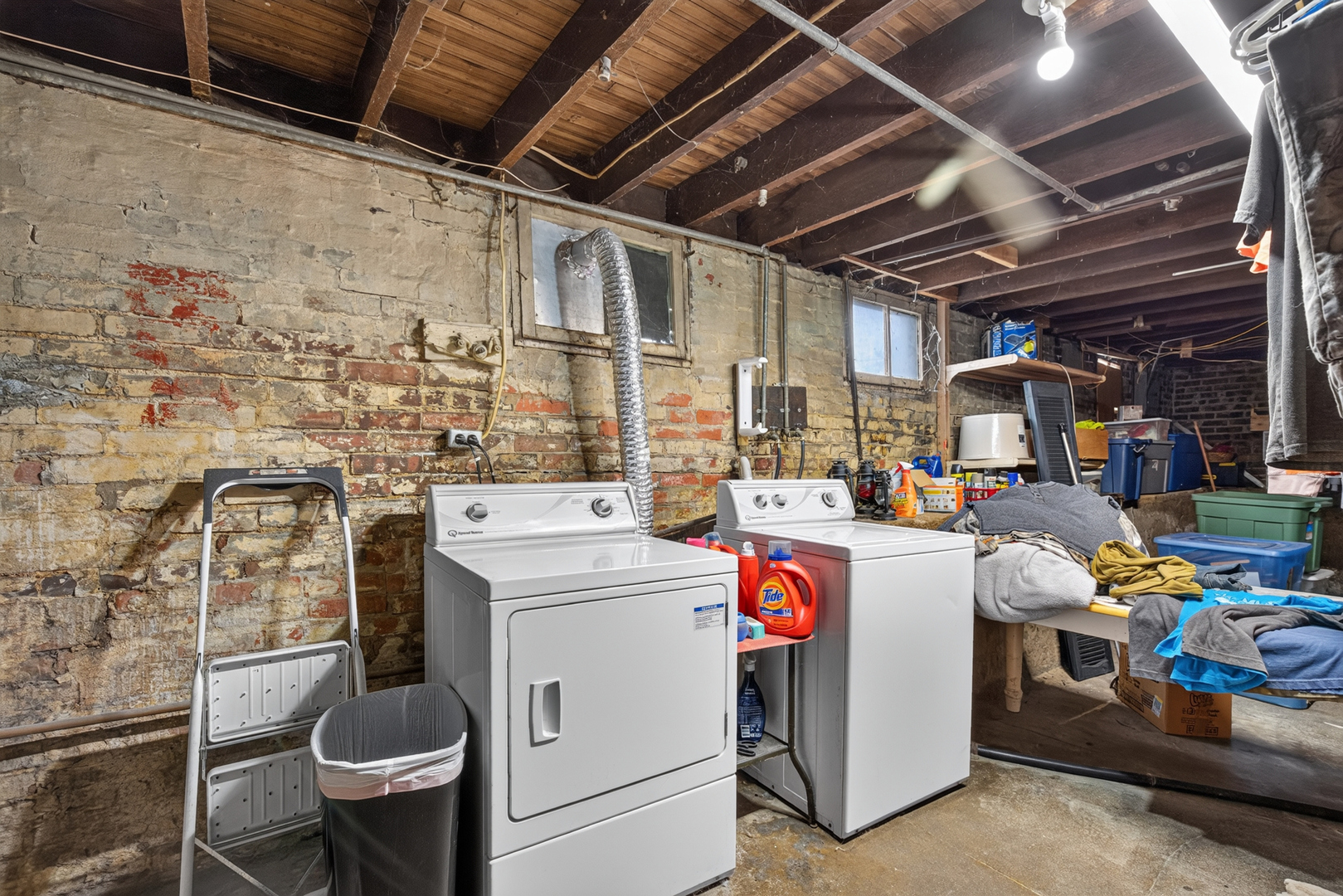 1211 E Broadway Street