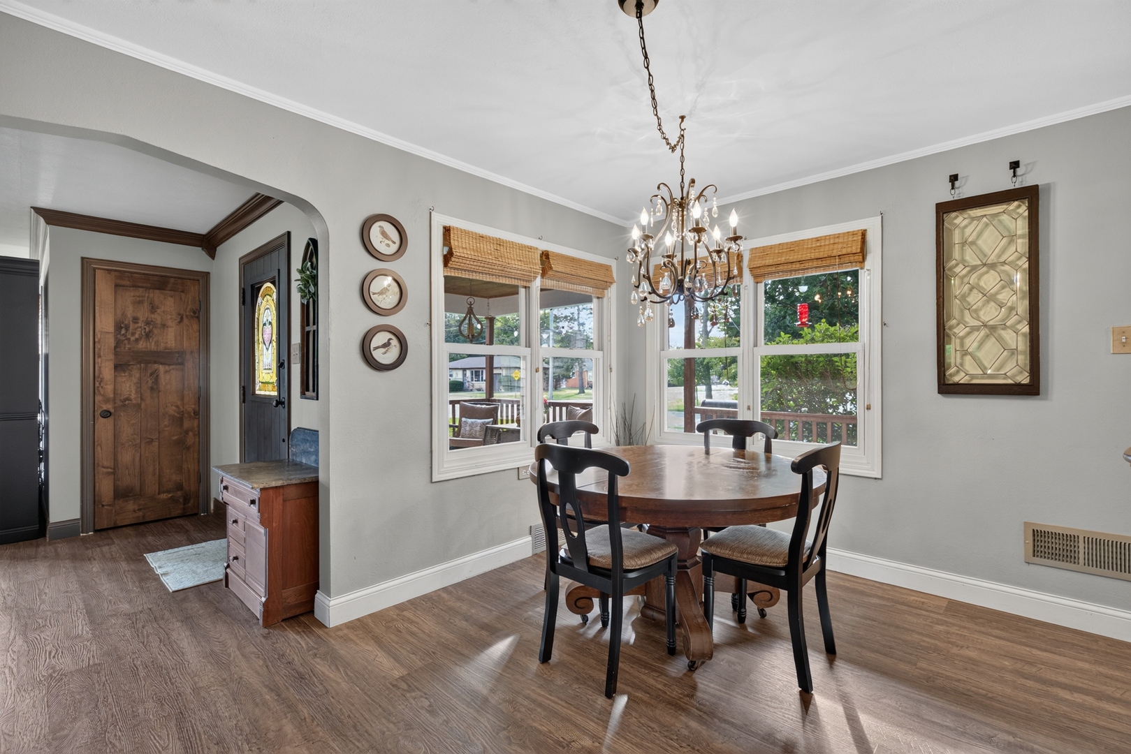 901 Lowden Road