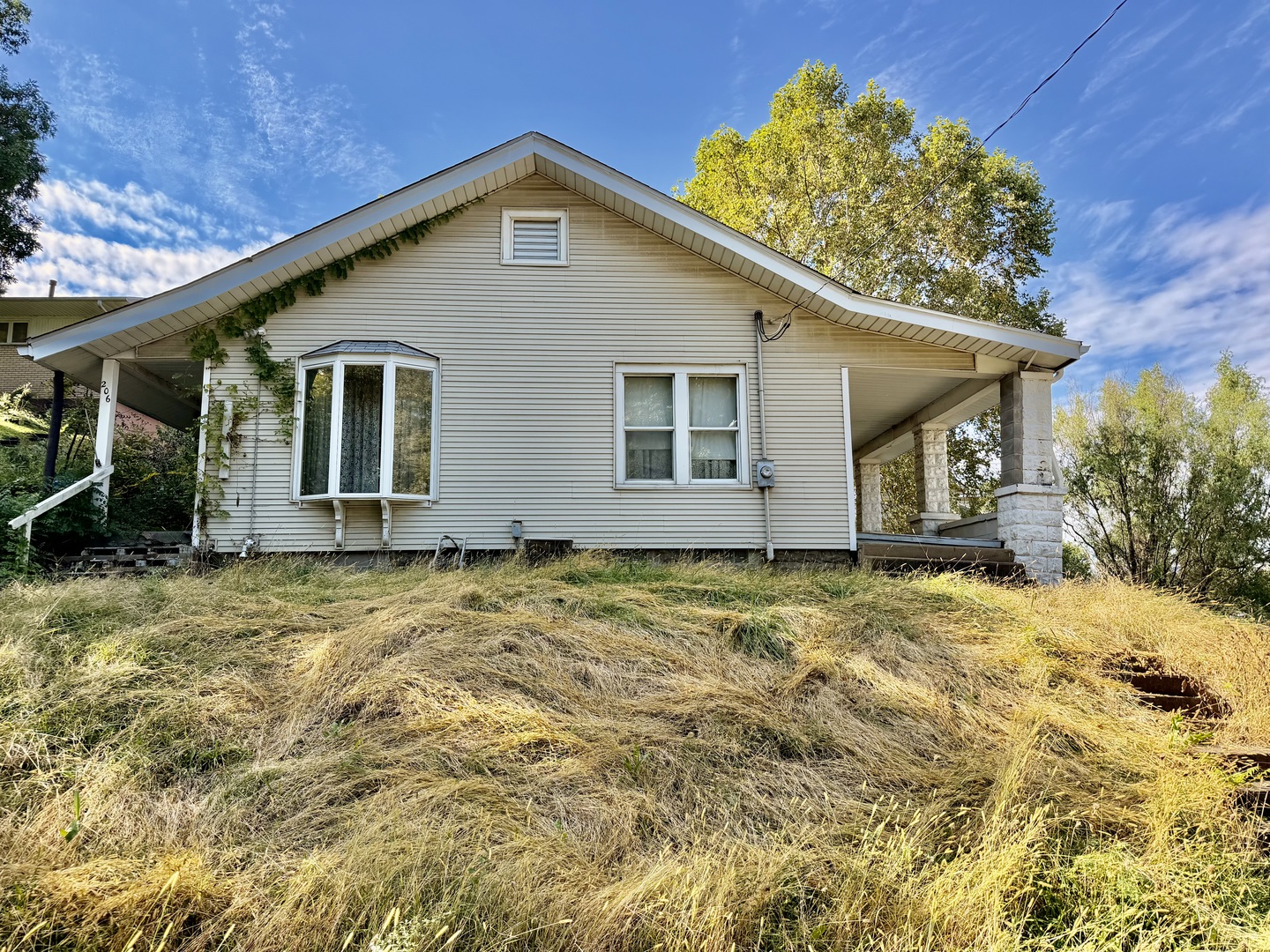 206 8th Street