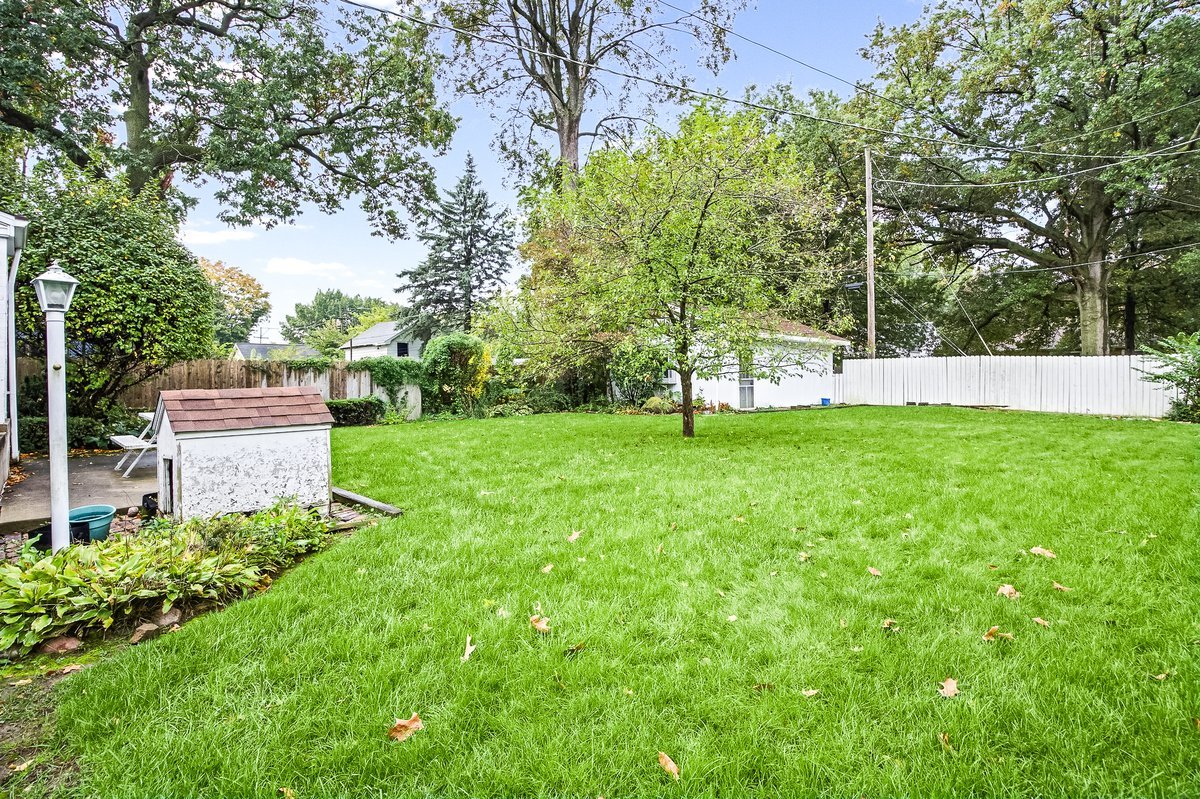 1106 Van Buren Street