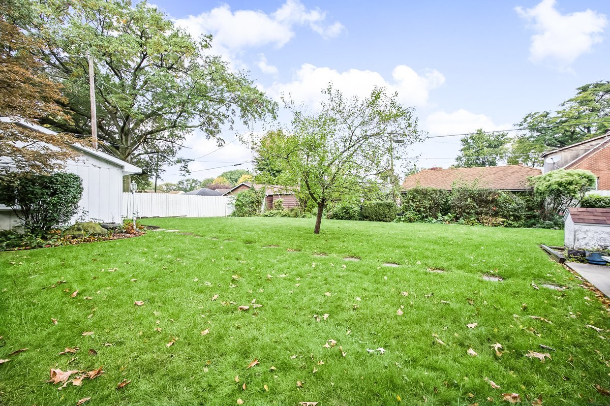1106 Van Buren Street