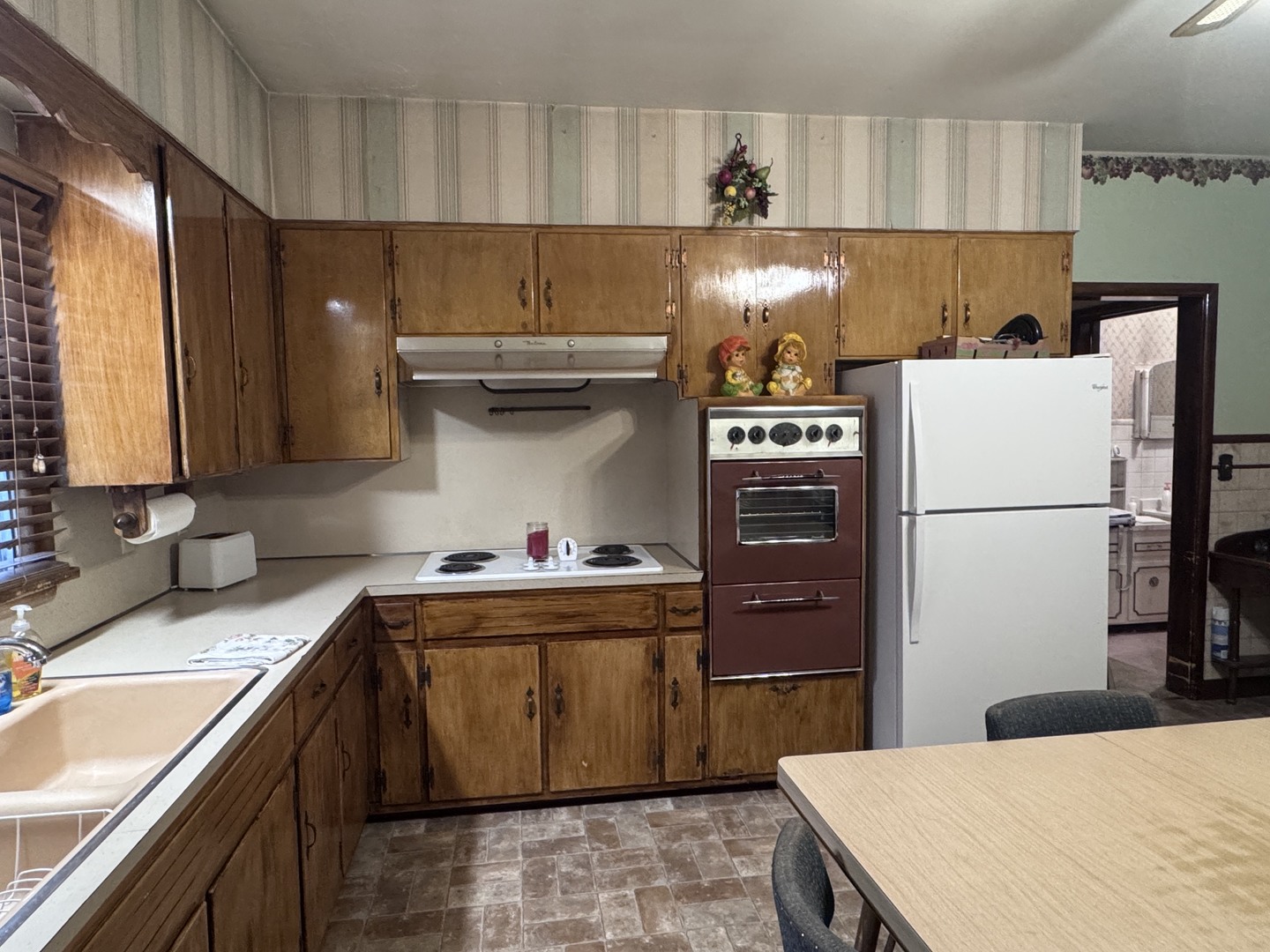 102 S 4th Avenue