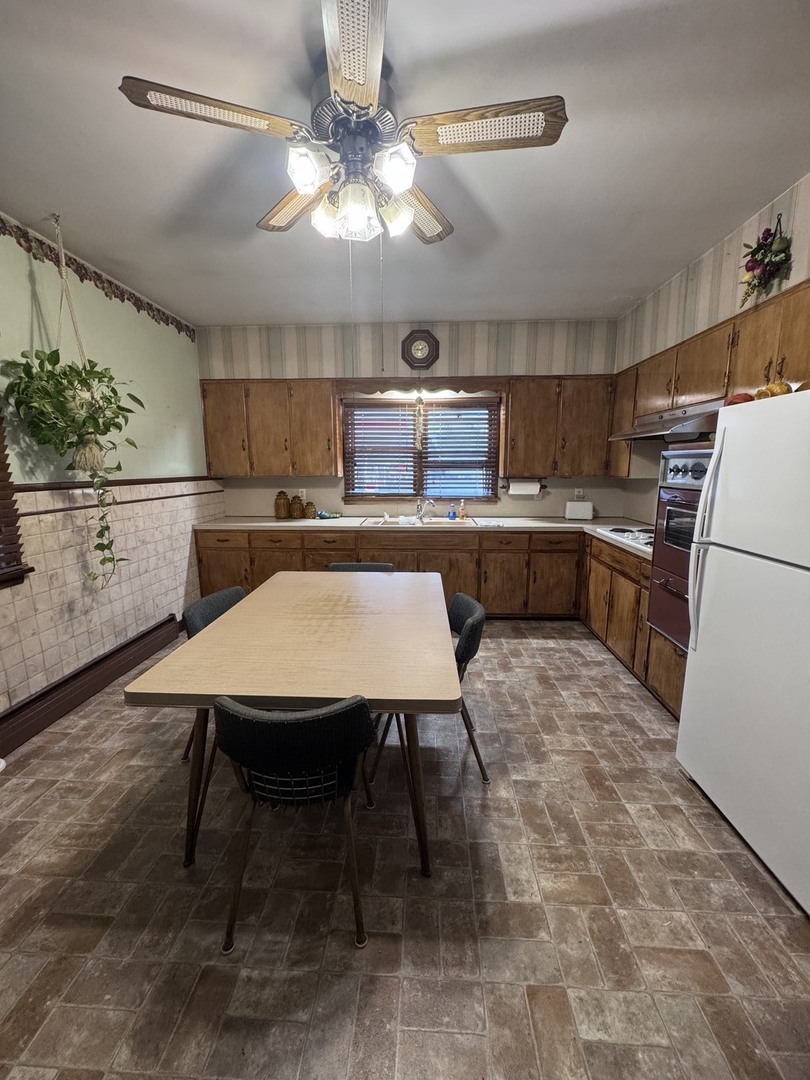102 S 4th Avenue