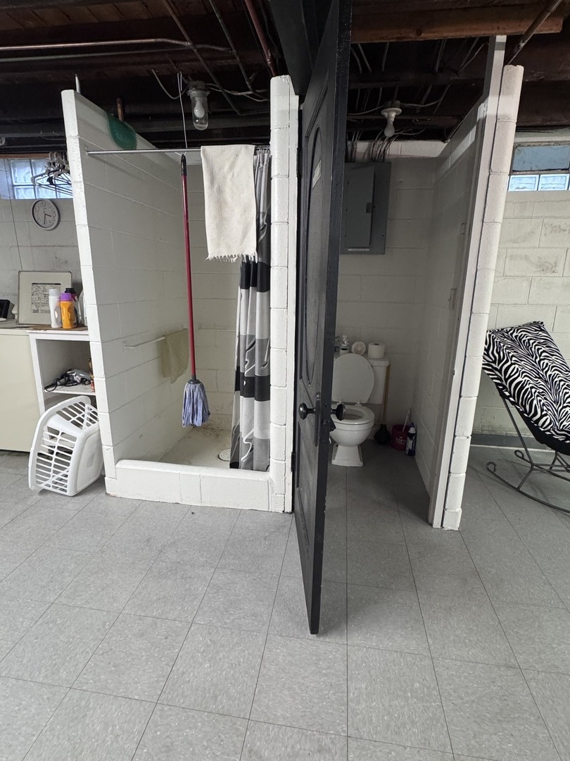 102 S 4th Avenue