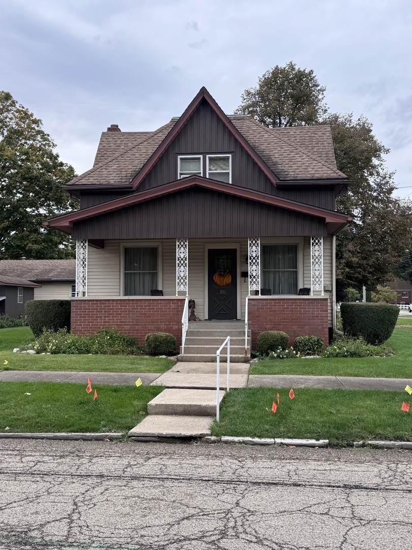 102 S 4th Avenue