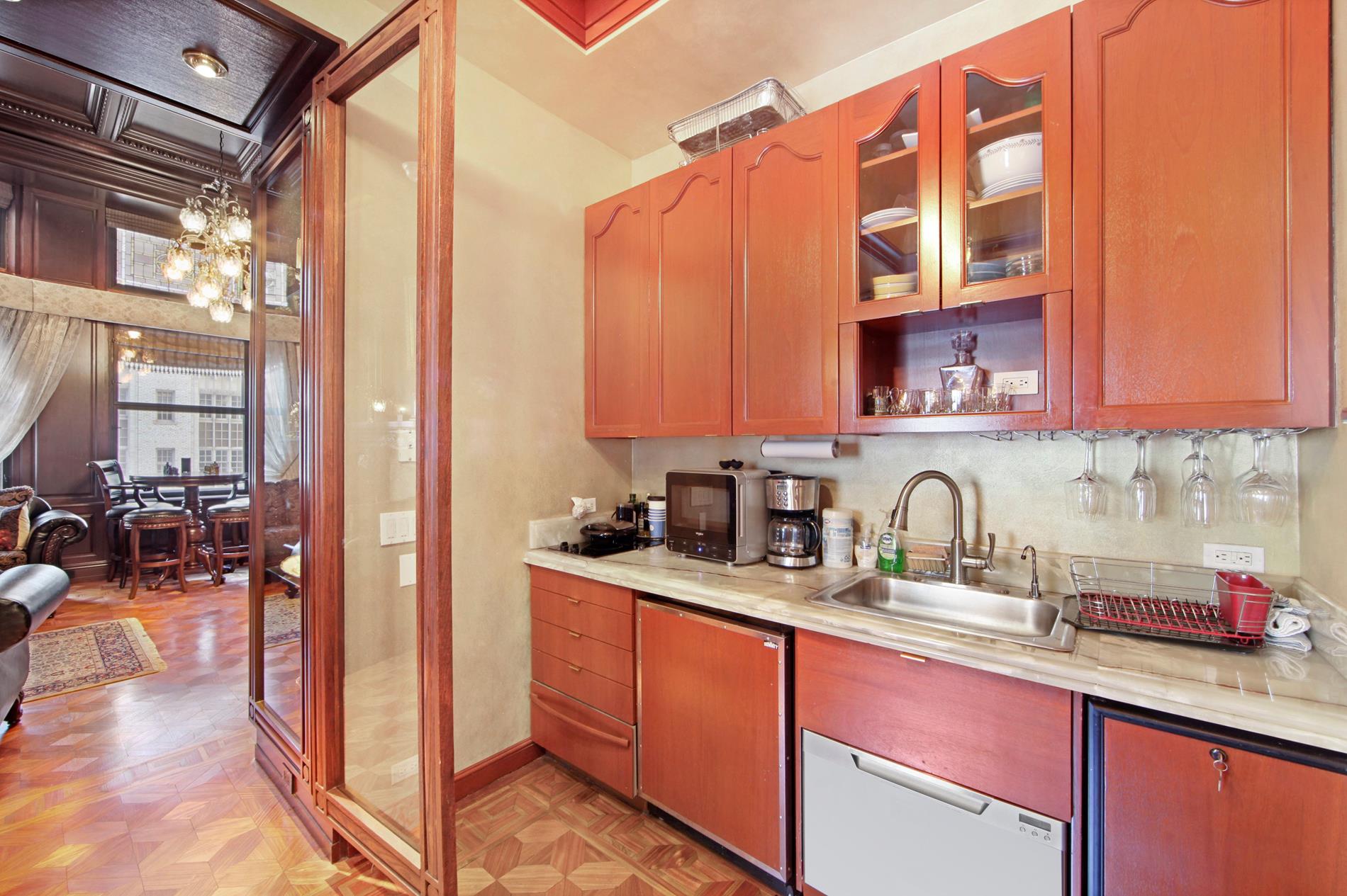 205 W 57th Street 4-AA