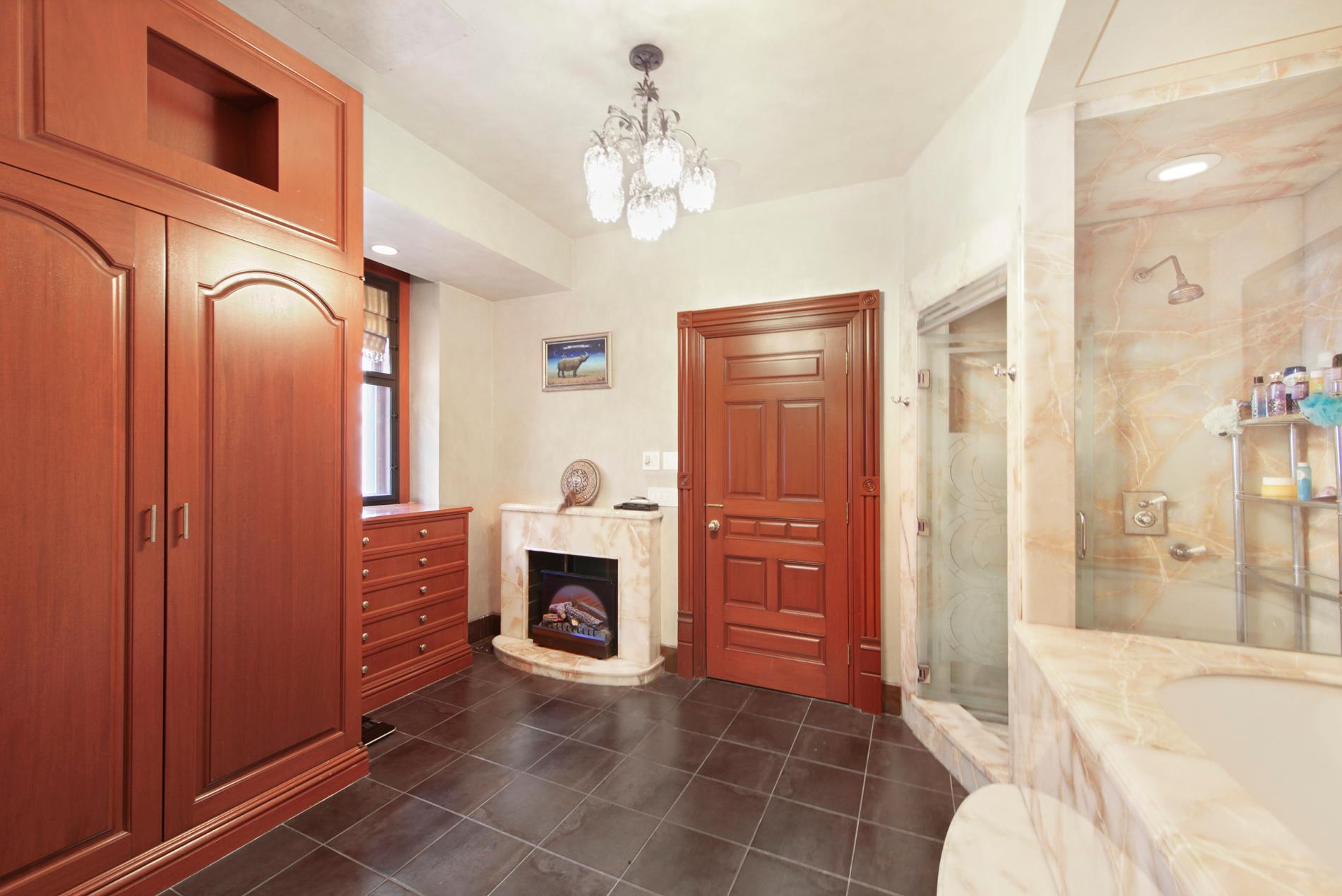 205 W 57th Street 4-AA