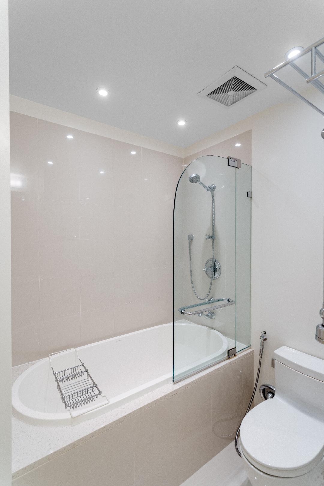 111 W 67th Street 25J