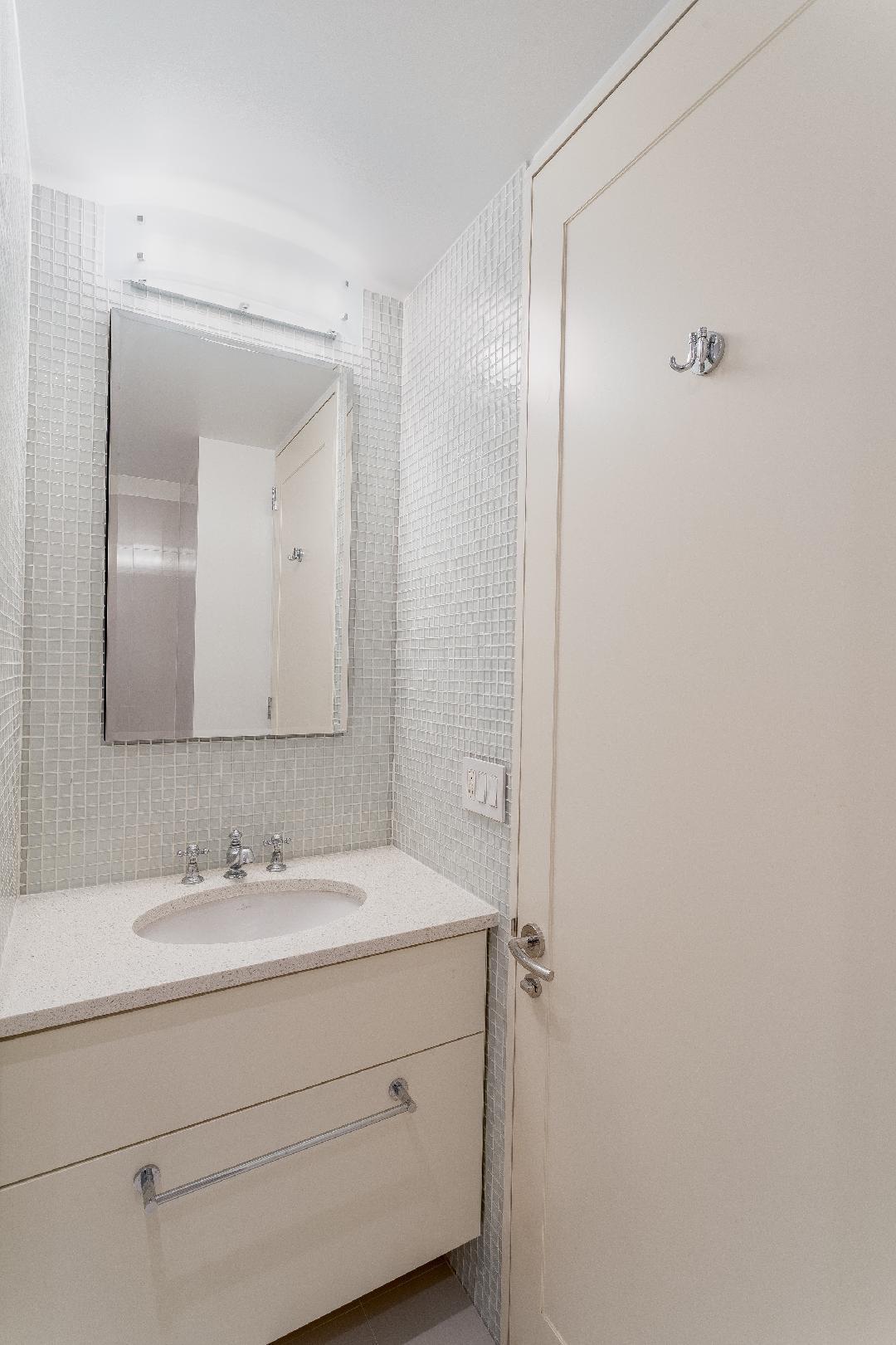 111 W 67th Street 25J