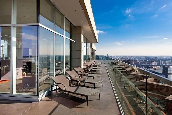 75 Wall Street 24-M
