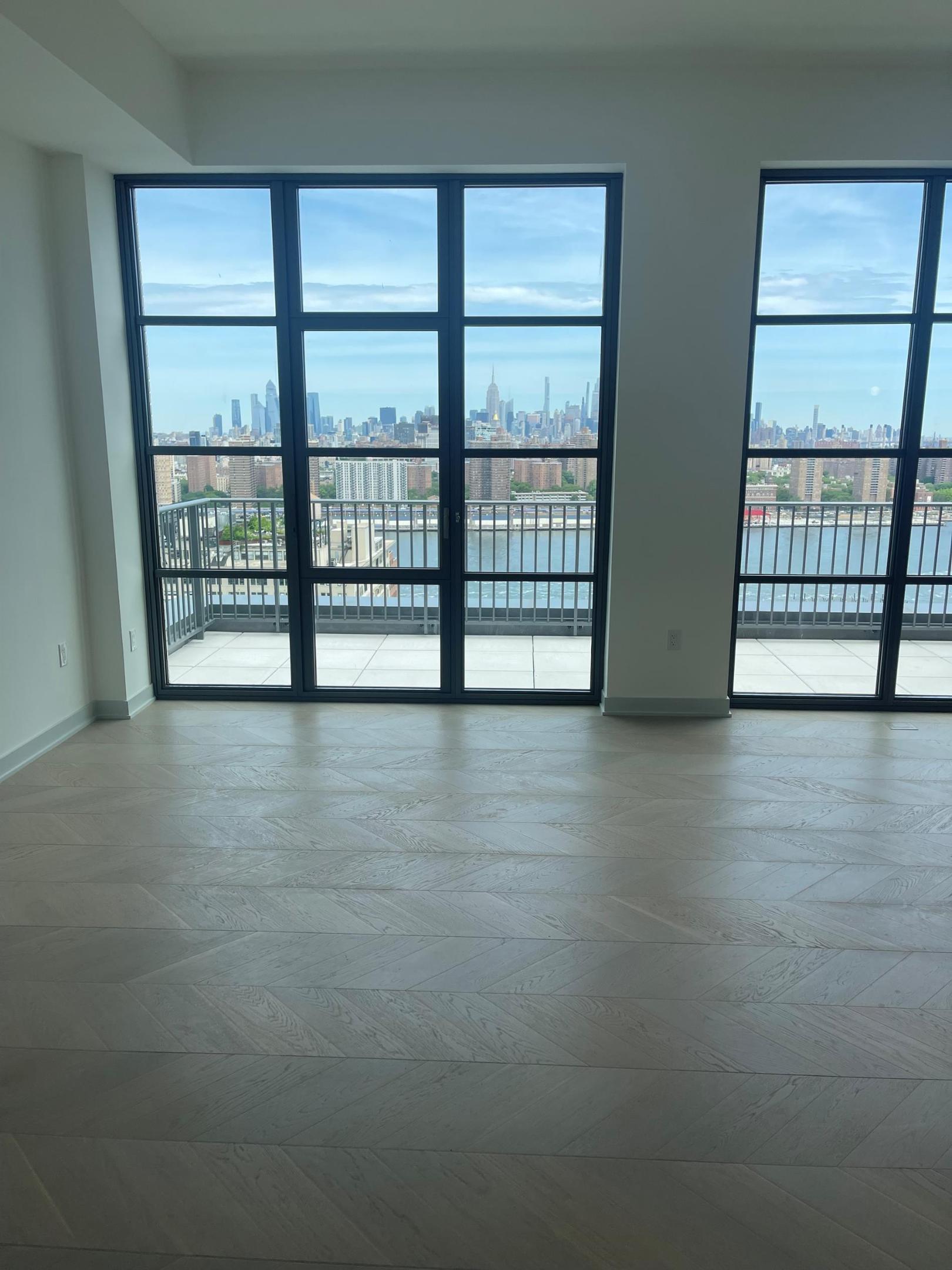 115 York Street PH-21F