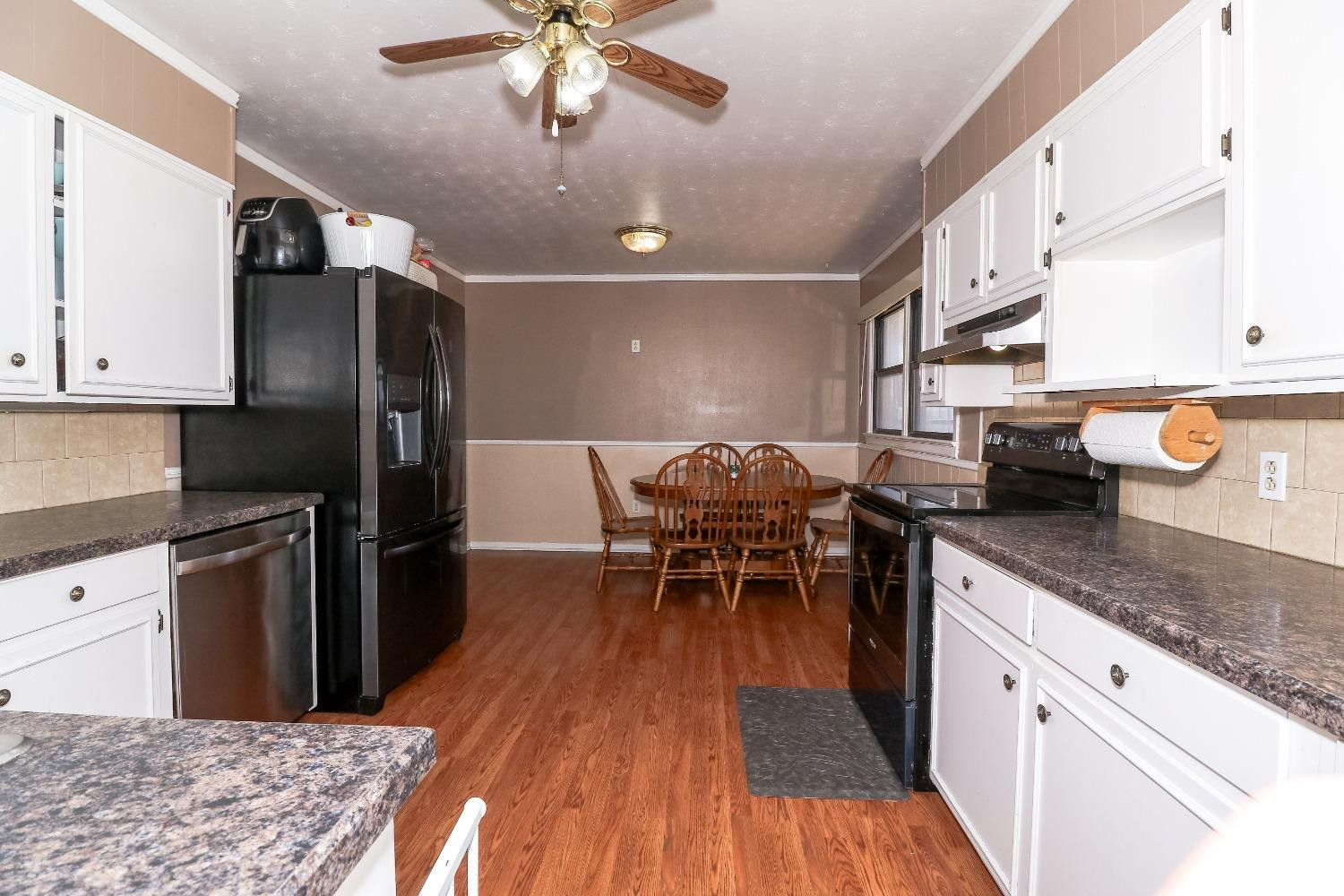 107 N 22nd Place