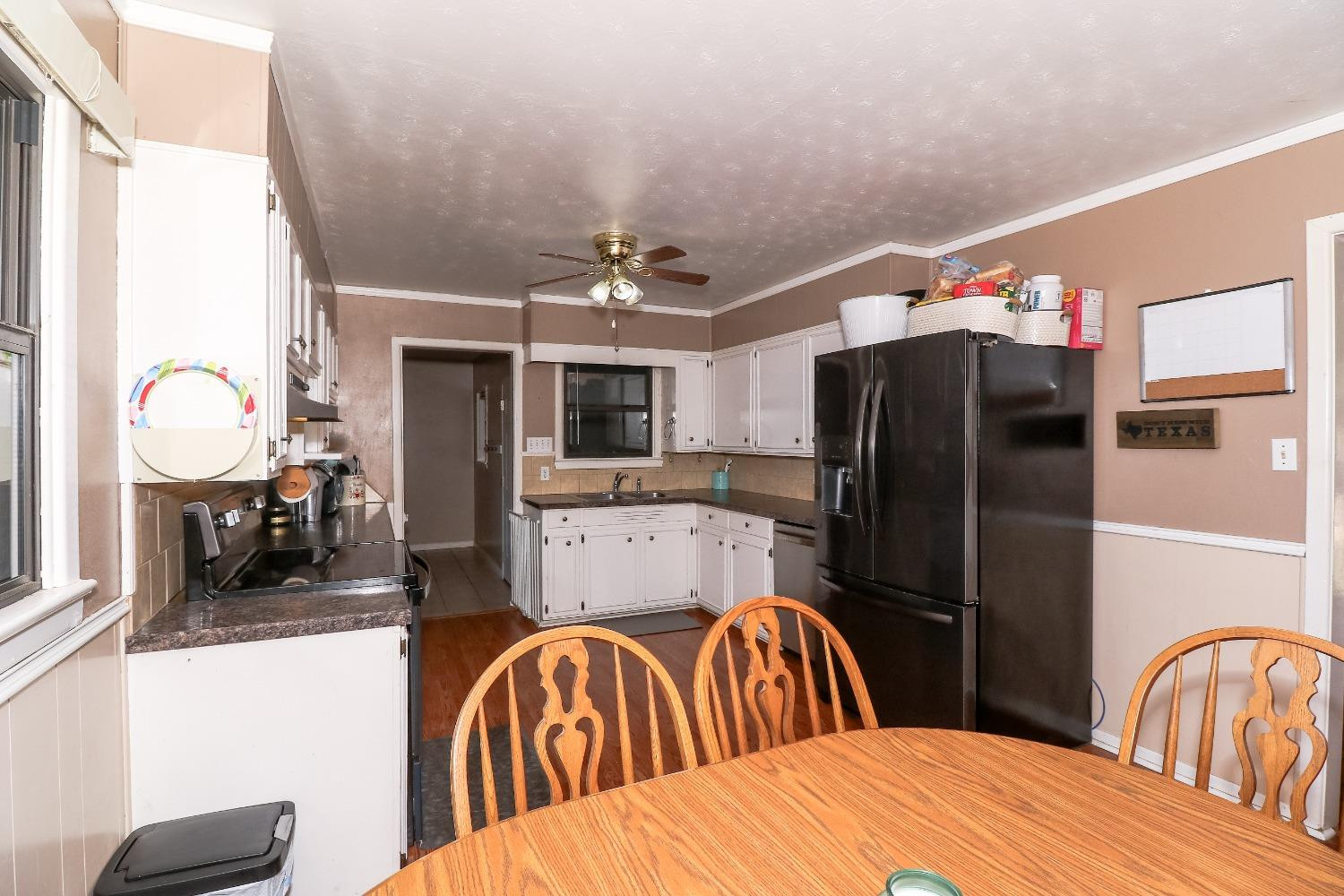 107 N 22nd Place