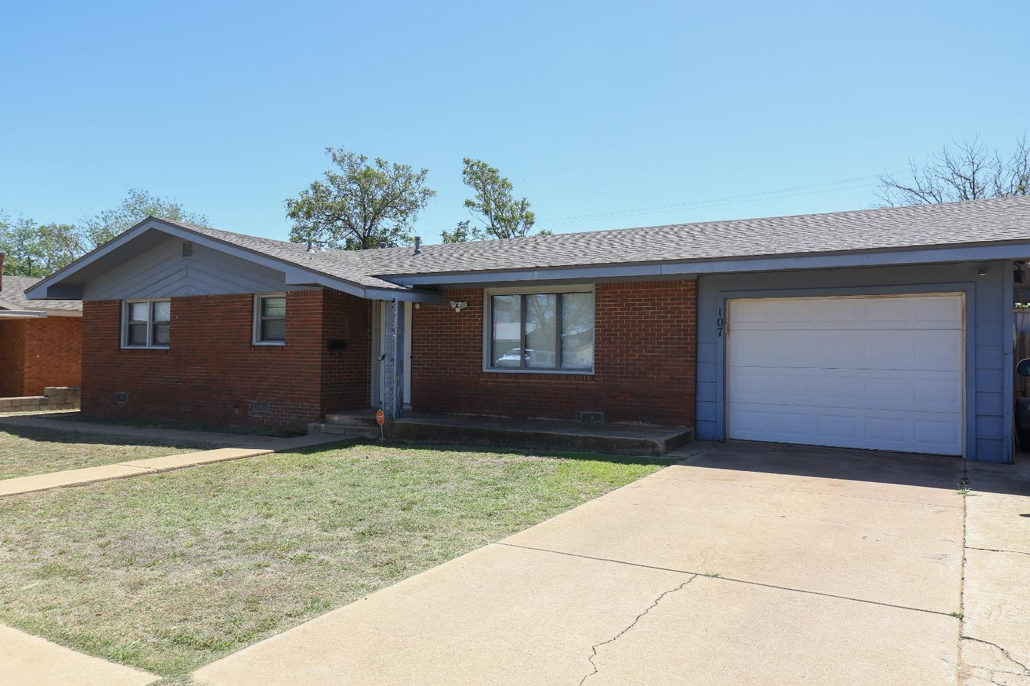 107 N 22nd Place