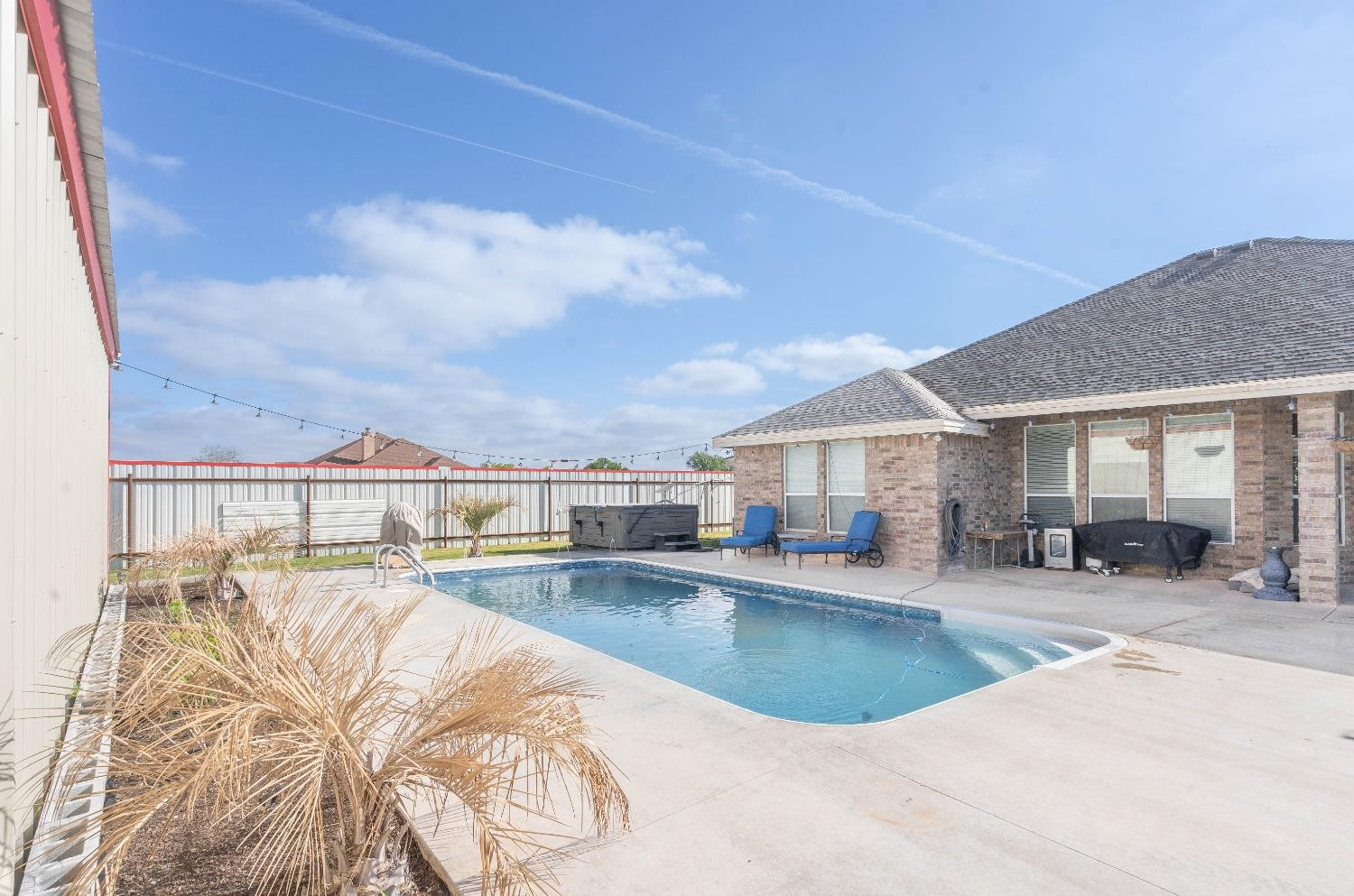 1504 S County Road 1085