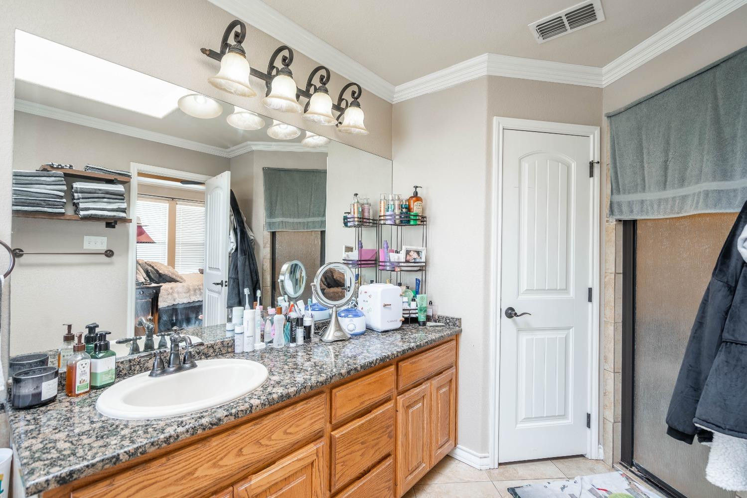 1504 S County Road 1085