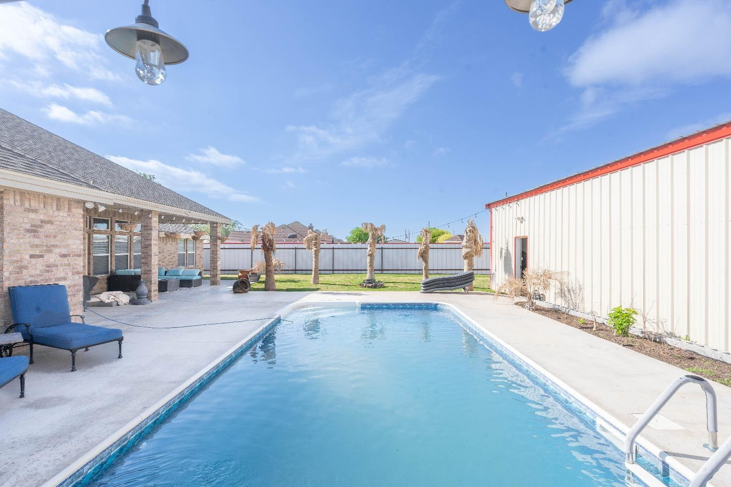 1504 S County Road 1085