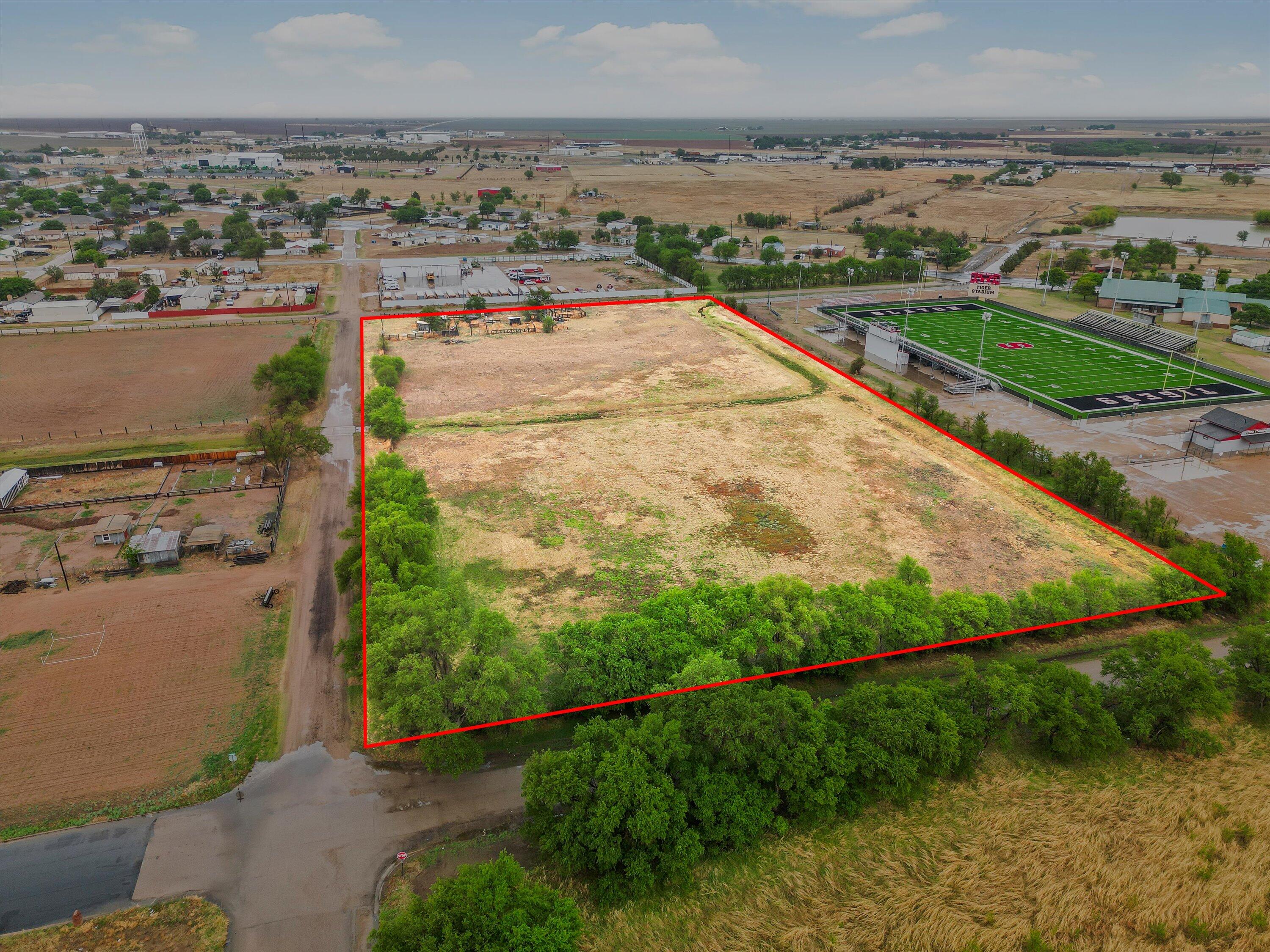 800 W Dickens Street