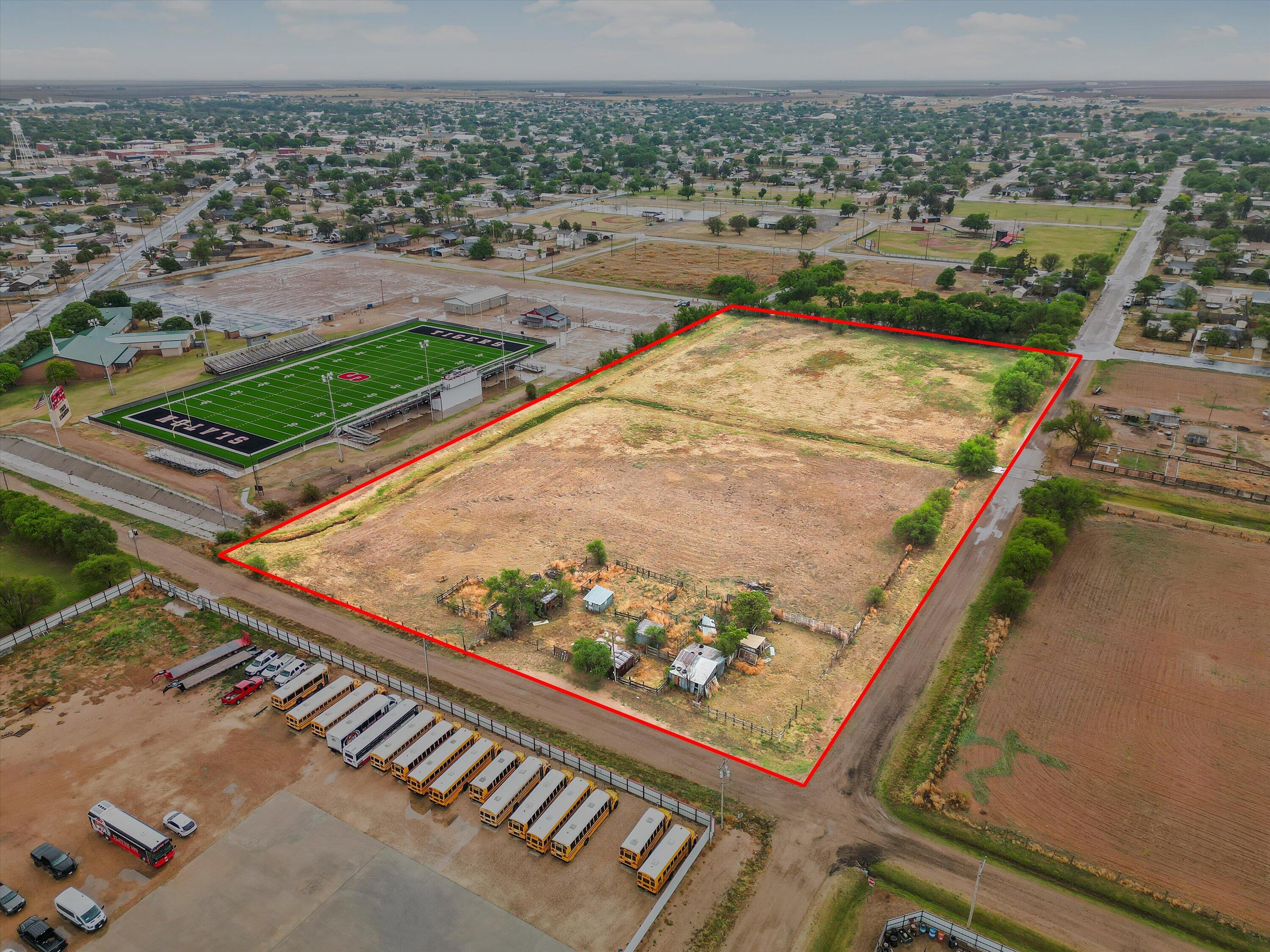 800 W Dickens Street